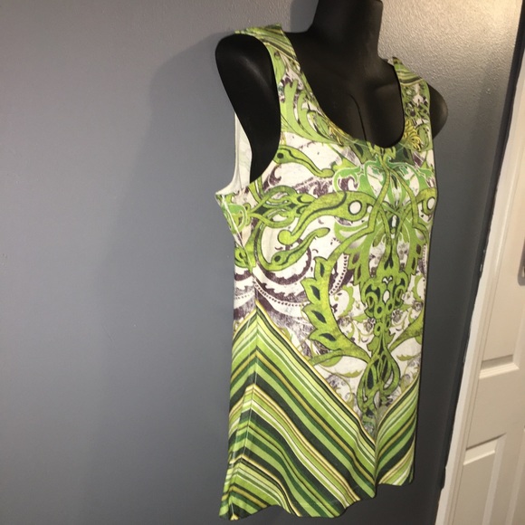 ☘️Covington 2 piece set, can be worn together or separate. - Picture 9 of 10